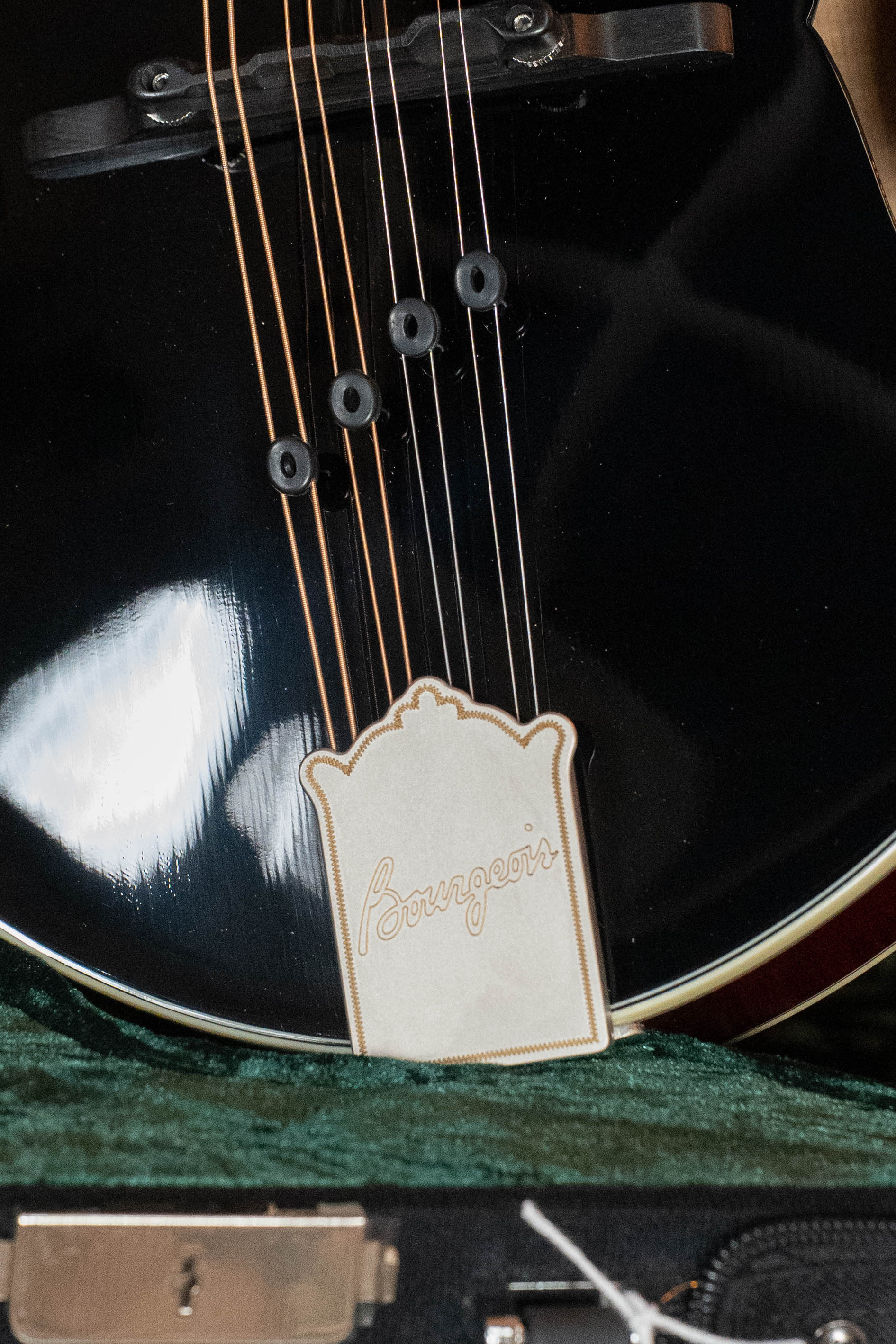 Bourgeois M5-F-BT Aged-Tone Adirondack/Maple Black Top F-Style Mandolin #6114 - Image 3