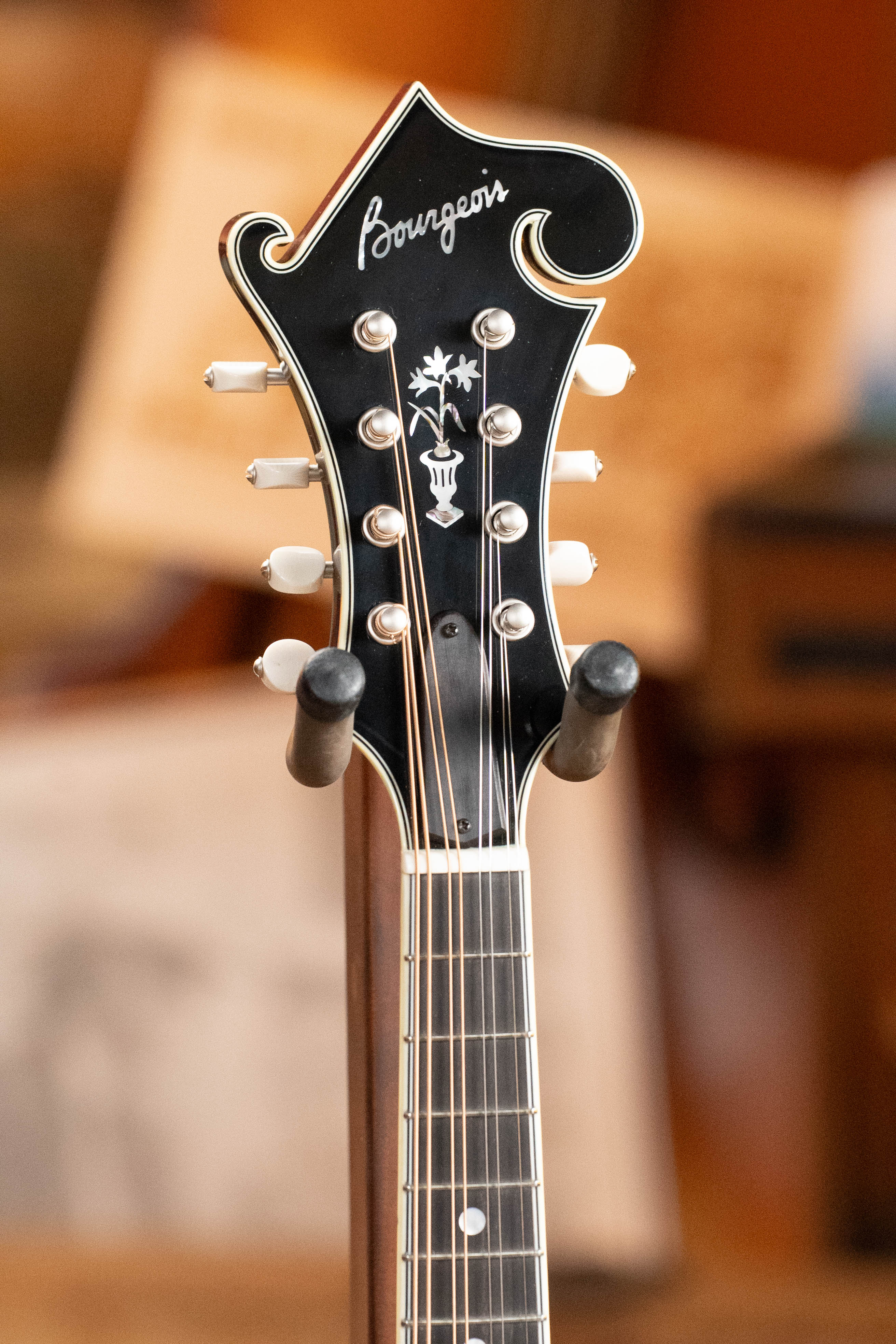 Bourgeois M5-F-CR Aged-Tone Adirondack/Maple Cordovan Red F-Style Mandolin #2135 - Image 8