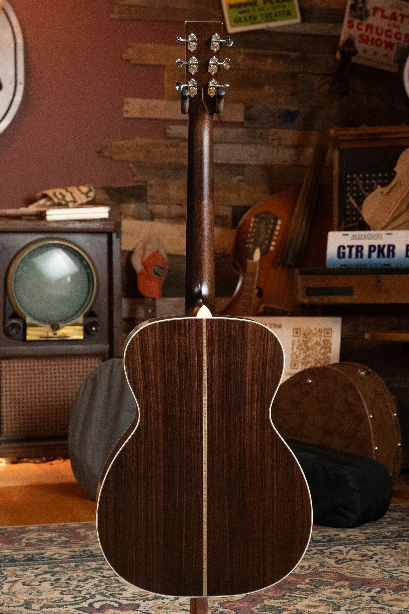 Bourgeois Professional Series Sitka/Rosewood Satin OM Vintage Acoustic Guitar #1118 - Image 10