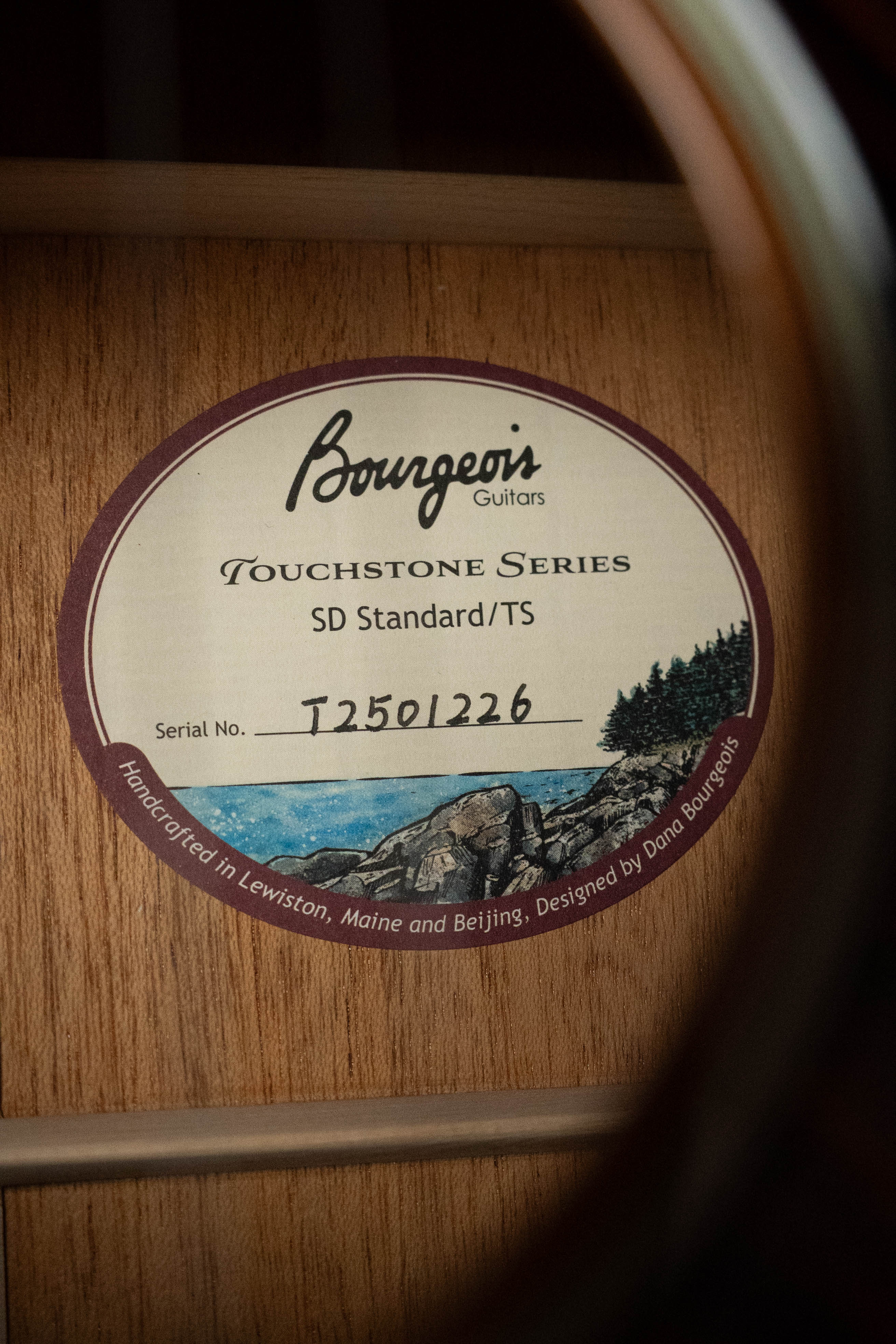 Bourgeois The Standard SDS/TS Touchstone Series Torrefied Sitka/Mahogany Slope Shoulder Sunburst Dreadnought Acoustic Guitar #1226 - Image 4