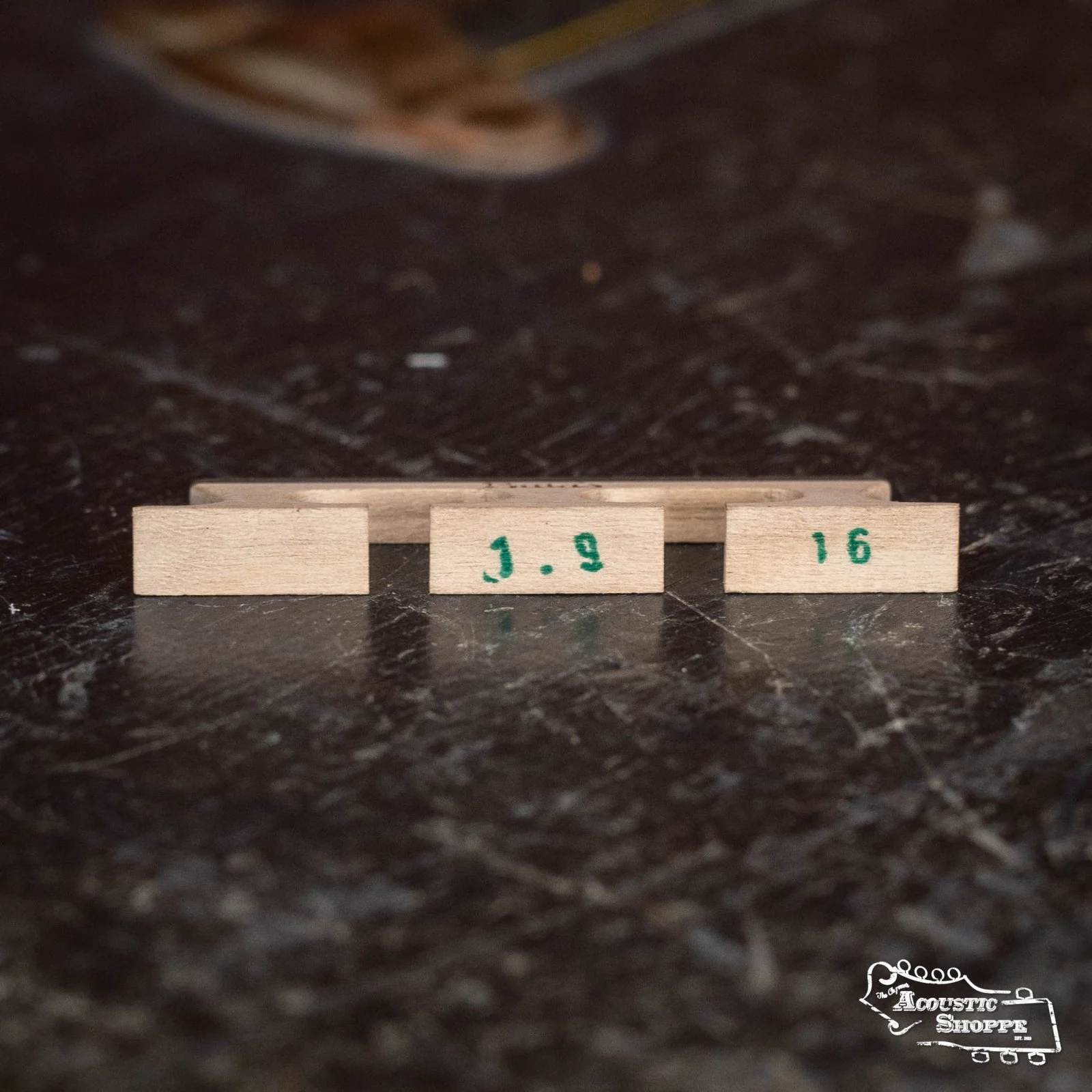 Bulas Banjo Bridge Standard - 4 Strings, 16mm - Image 4