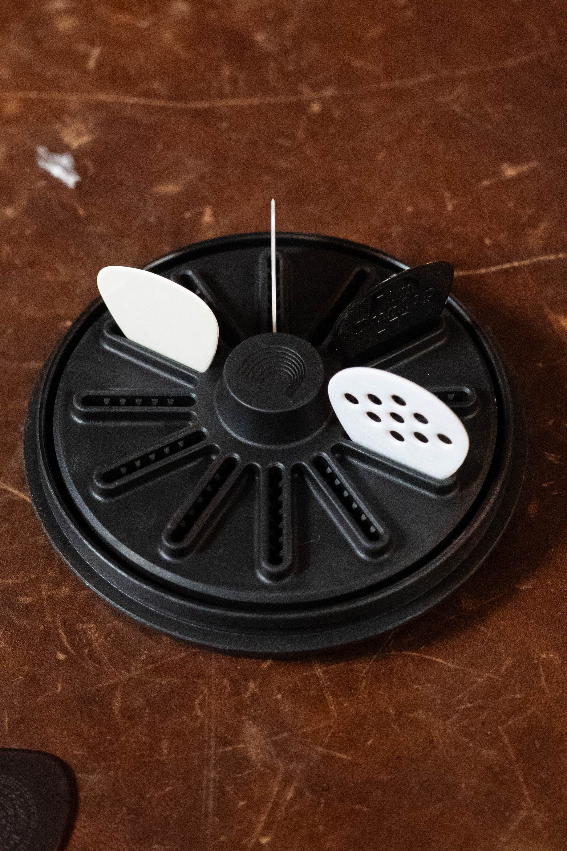 D'Addario Pick Holder 360 - Image 4