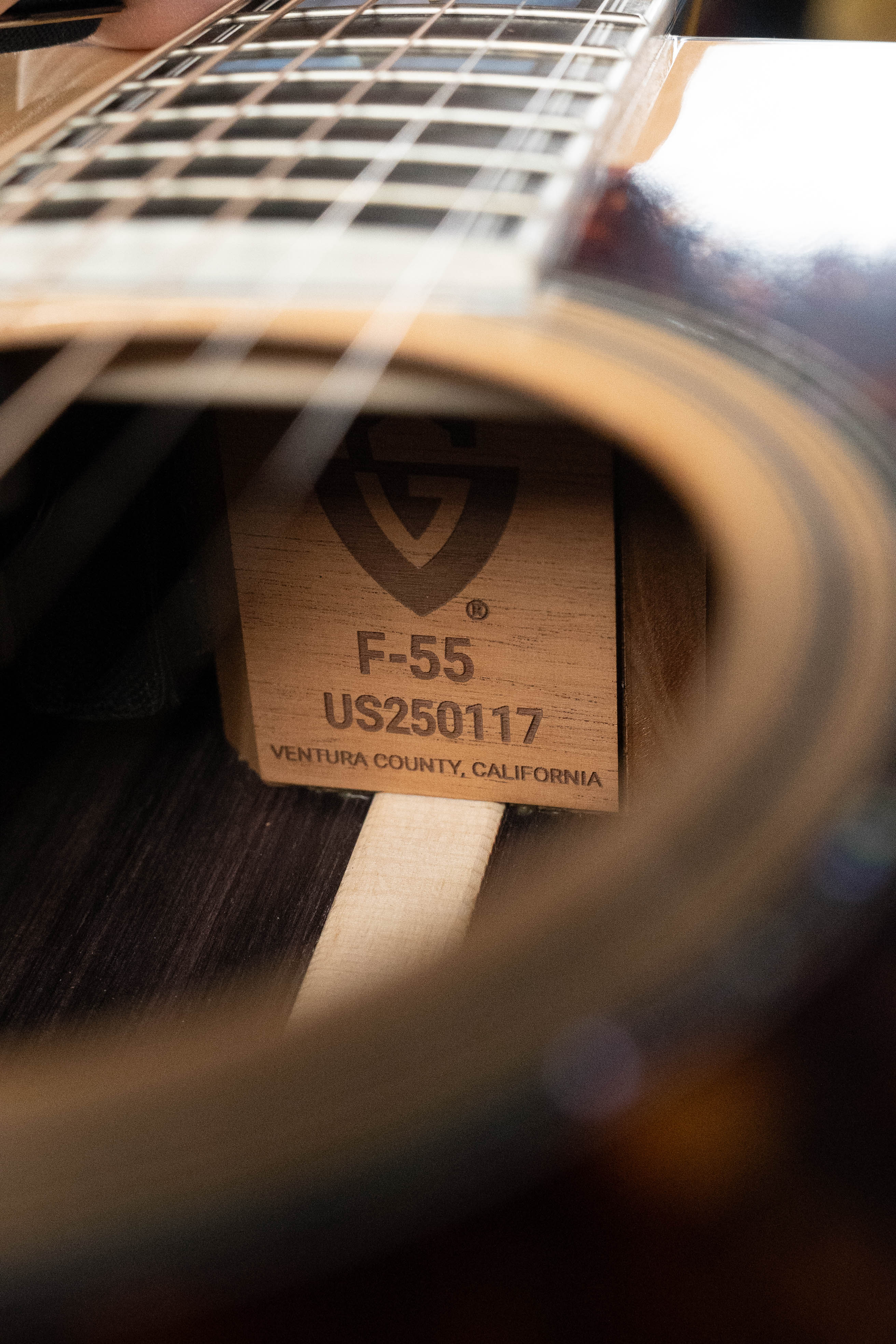 *Dread-Not Certified Used* Guild F-55E Sitka/Rosewood Jumbo Natural Gloss Guitar w/Electronics #0117 - Image 4