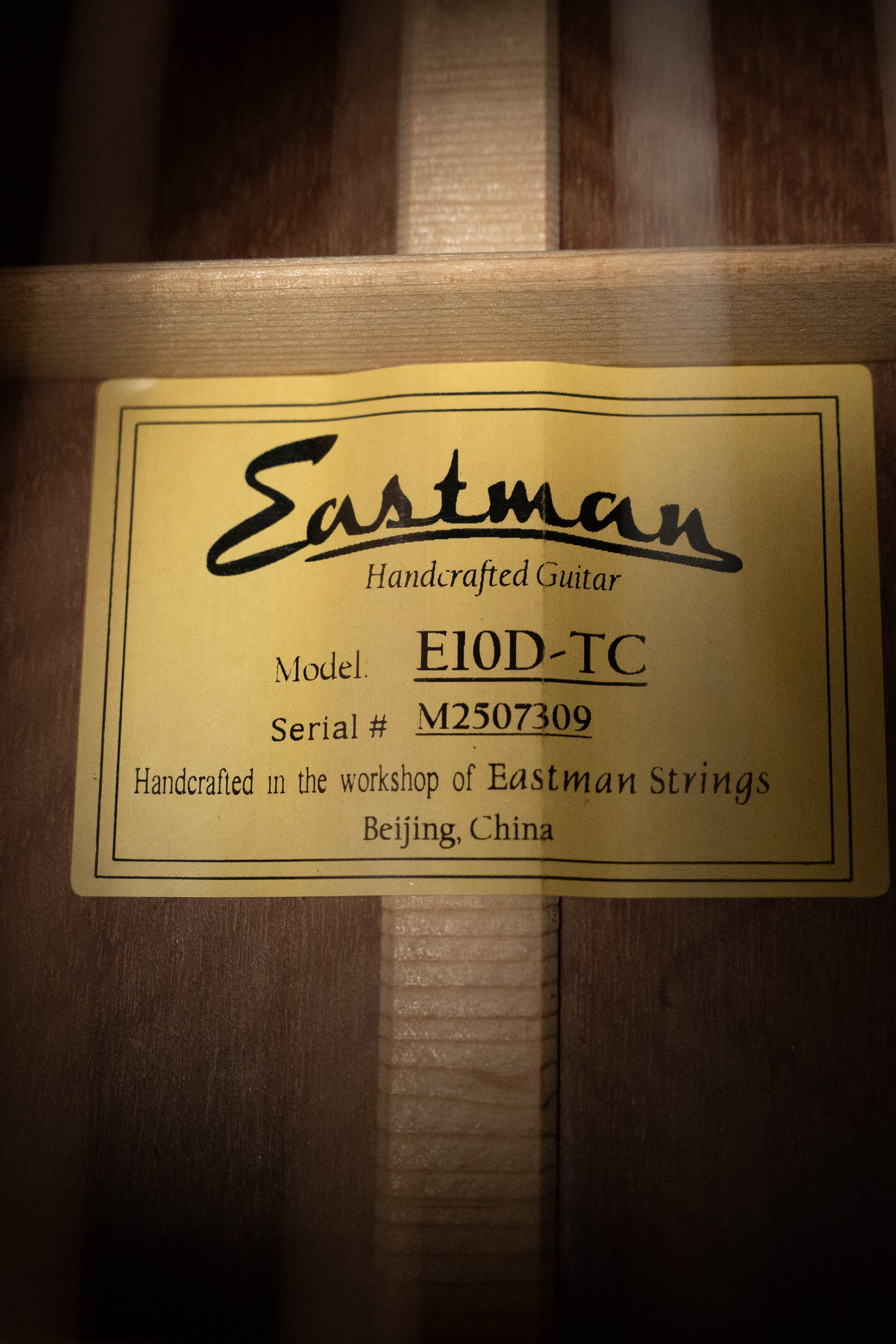 Eastman E10D-TC Thermo-Cured Adirondack/Mahogany Dreadnought Acoustic Guitar #7309 - Image 4