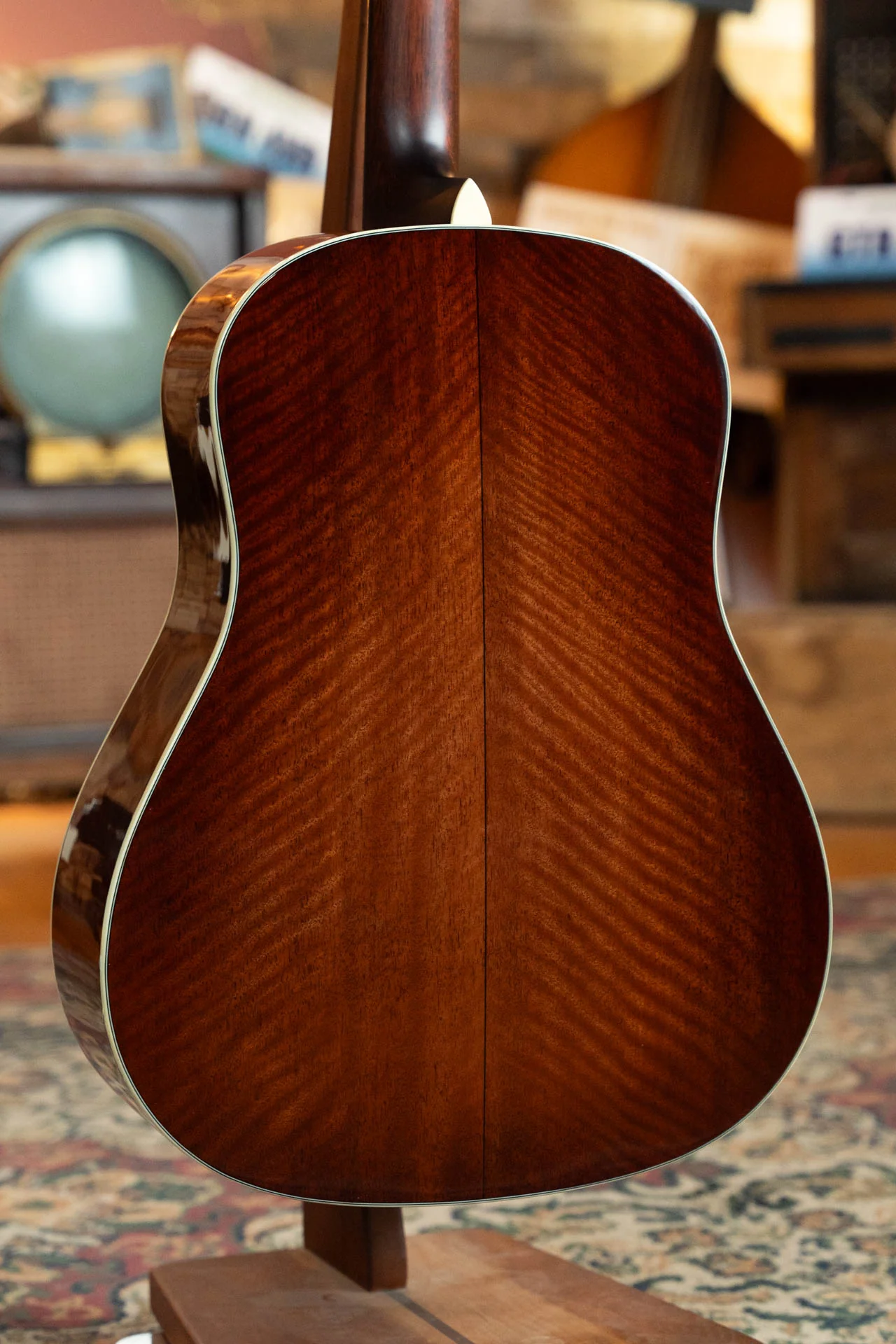 Eastman E10SS-TC Thermo-Cured Adirondack/Mahogany Sunburst Slope Shoulder Dreadnought Acoustic Guitar #3226 - Image 9