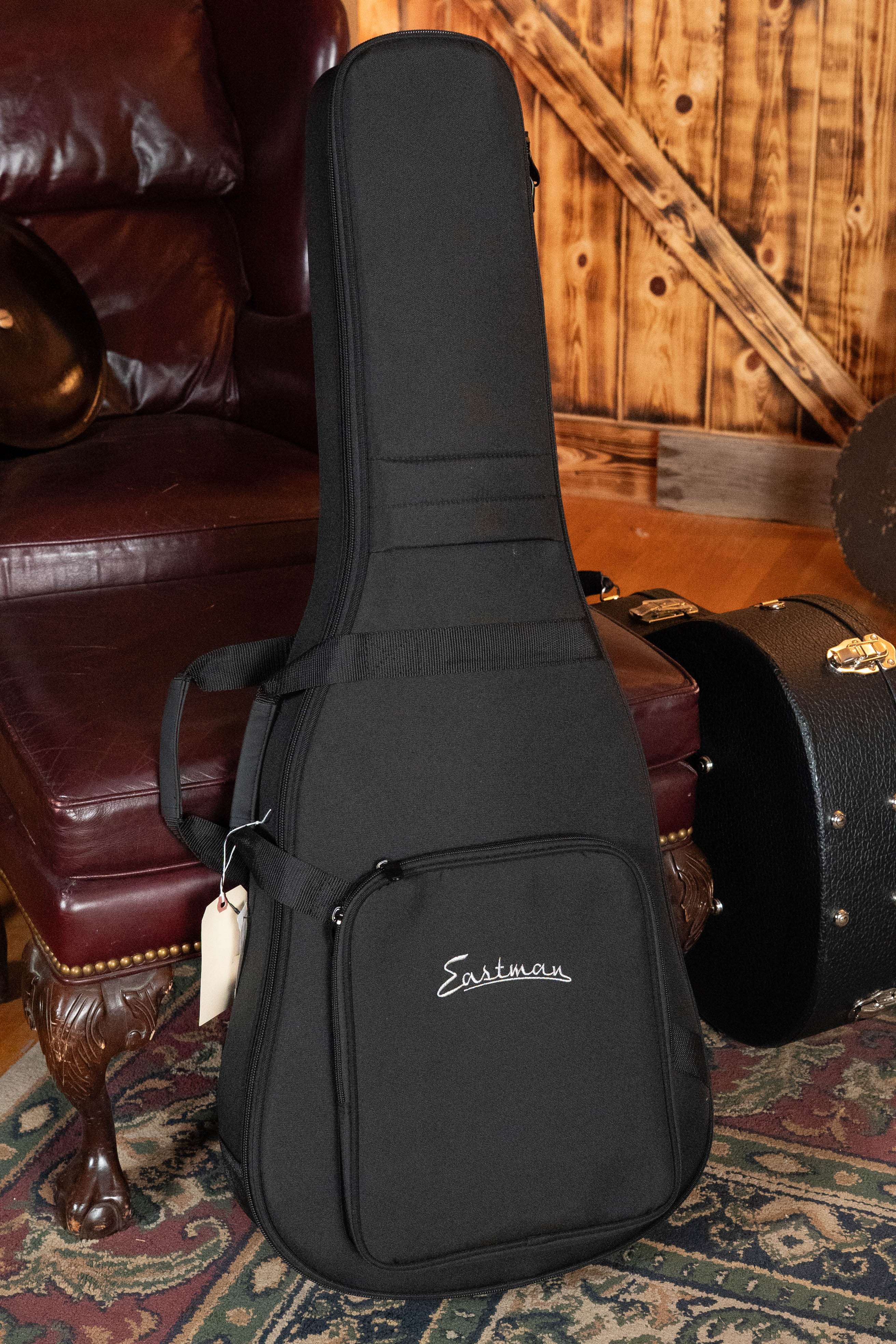 Eastman E1OM-CLA All Solid Sitka/Sapele Classic Finish Orchestra Model Acoustic Guitar #7774 - Image 13