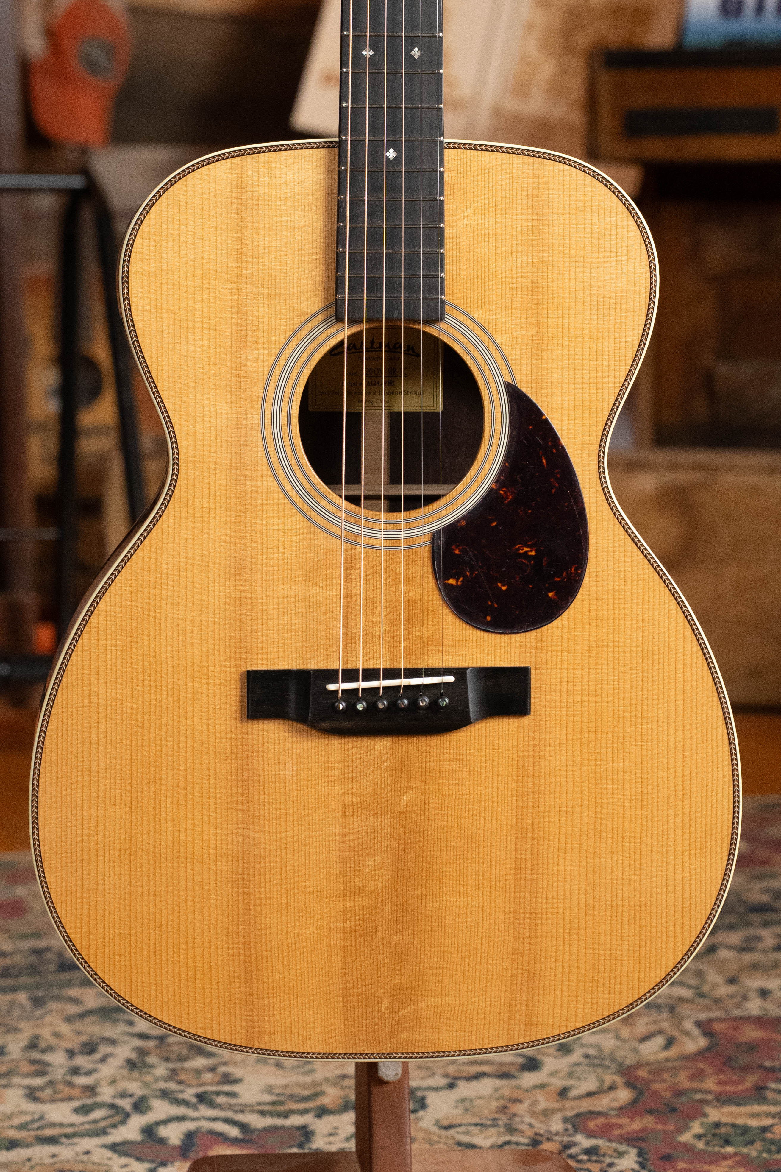 Eastman E20OM-MR-TC Thermo-Cured Adirondack/Madagascar Rosewood Orchestra Model Acoustic Guitar #9591 - Image 7