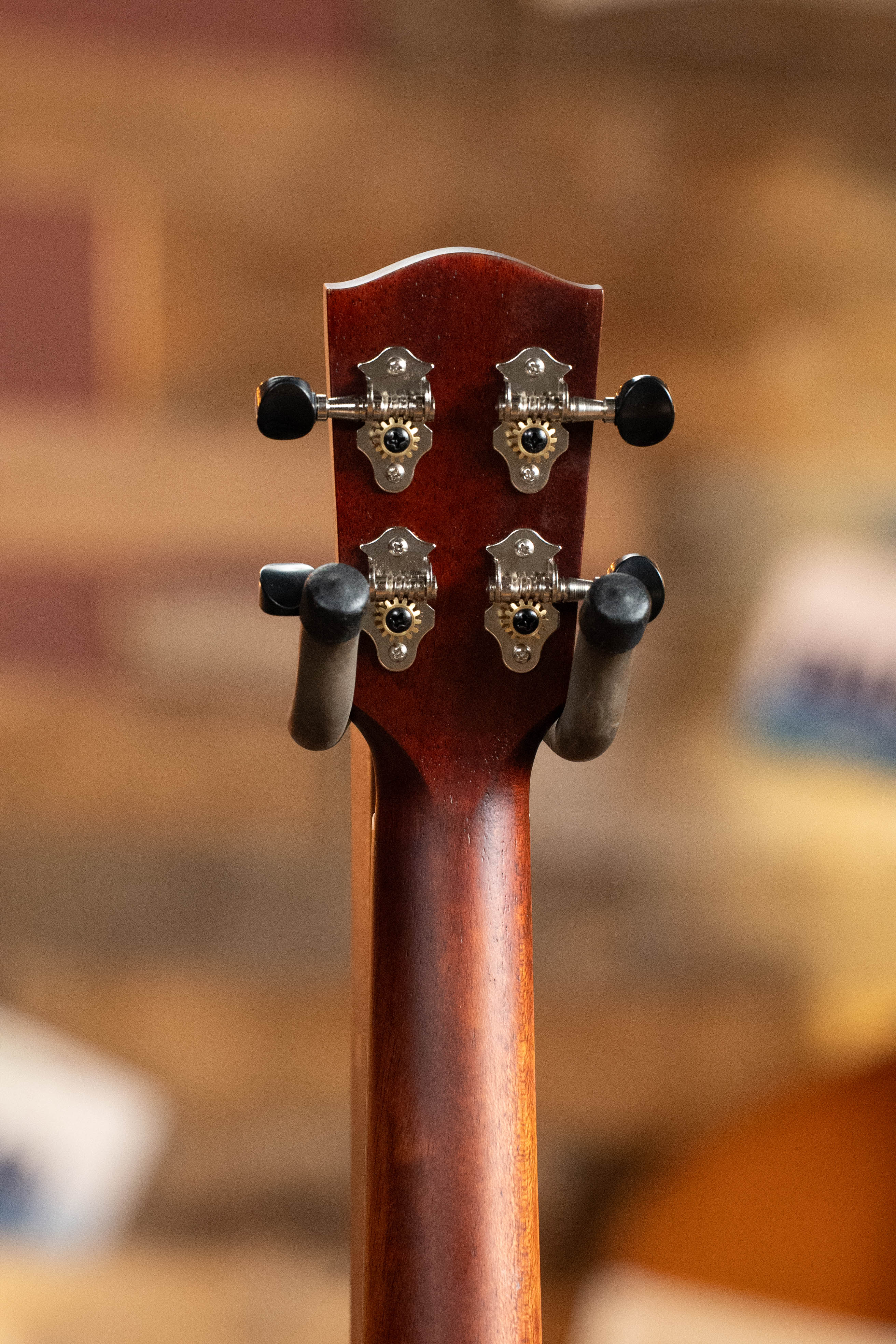 Eastman EU1-T All Solid Mahogany Tenor Ukulele #1124 - Image 10