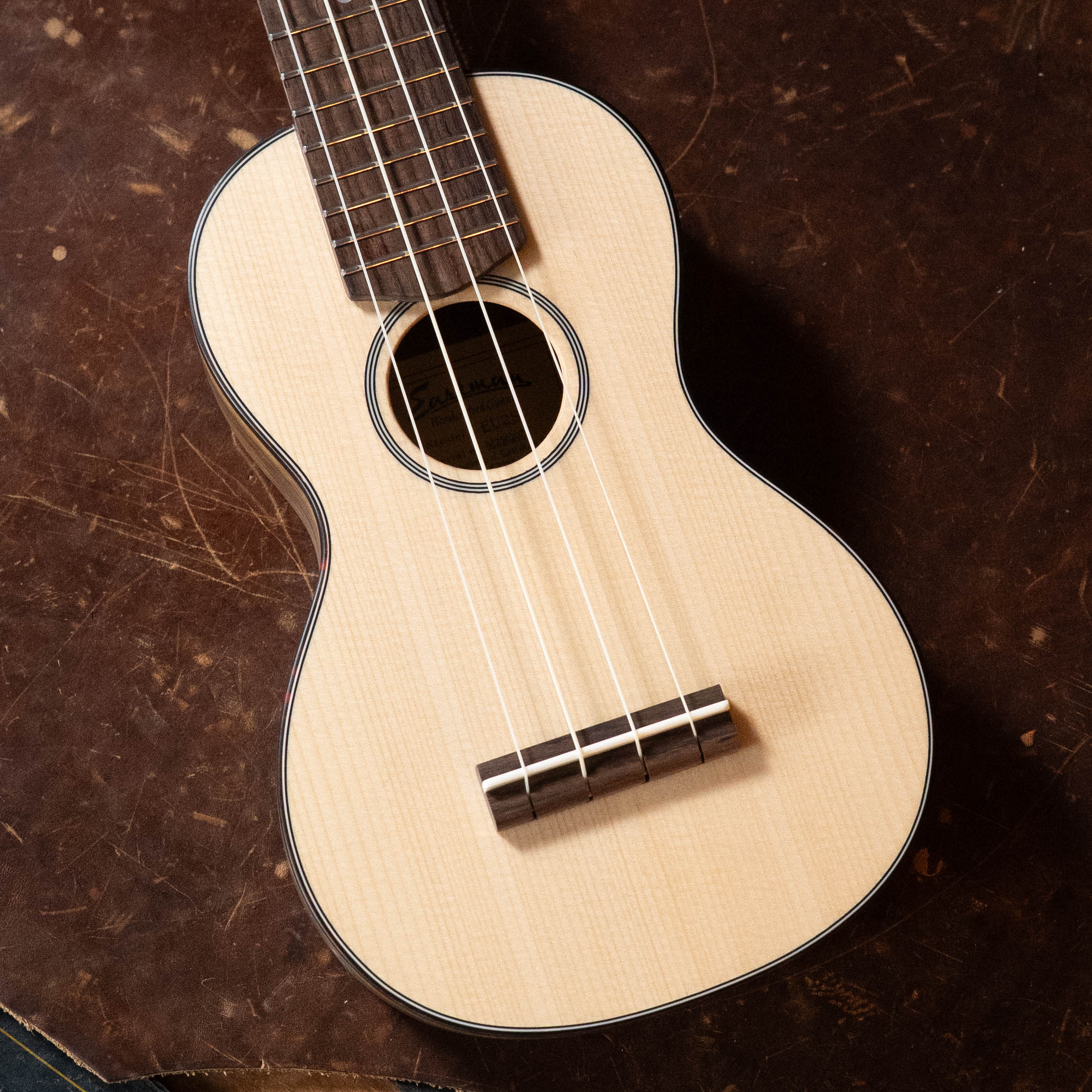 Eastman EU2-s Sitka/ Rosewood Soprano Ukulele #2071