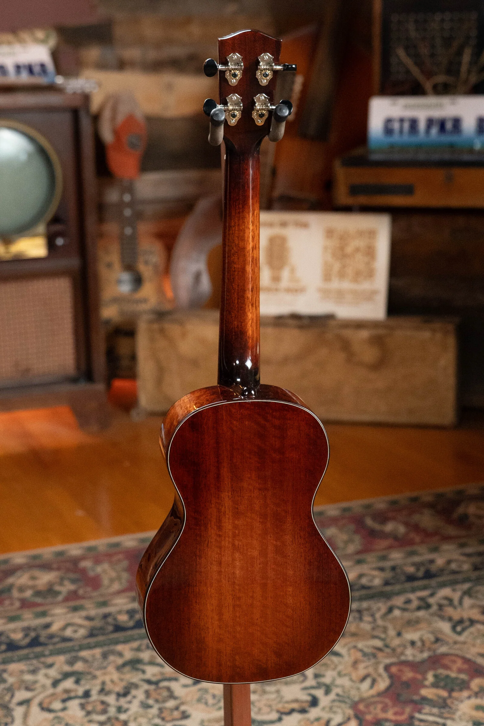Eastman EU3-T All Mahogany Tenor Ukulele #8283 - Image 8
