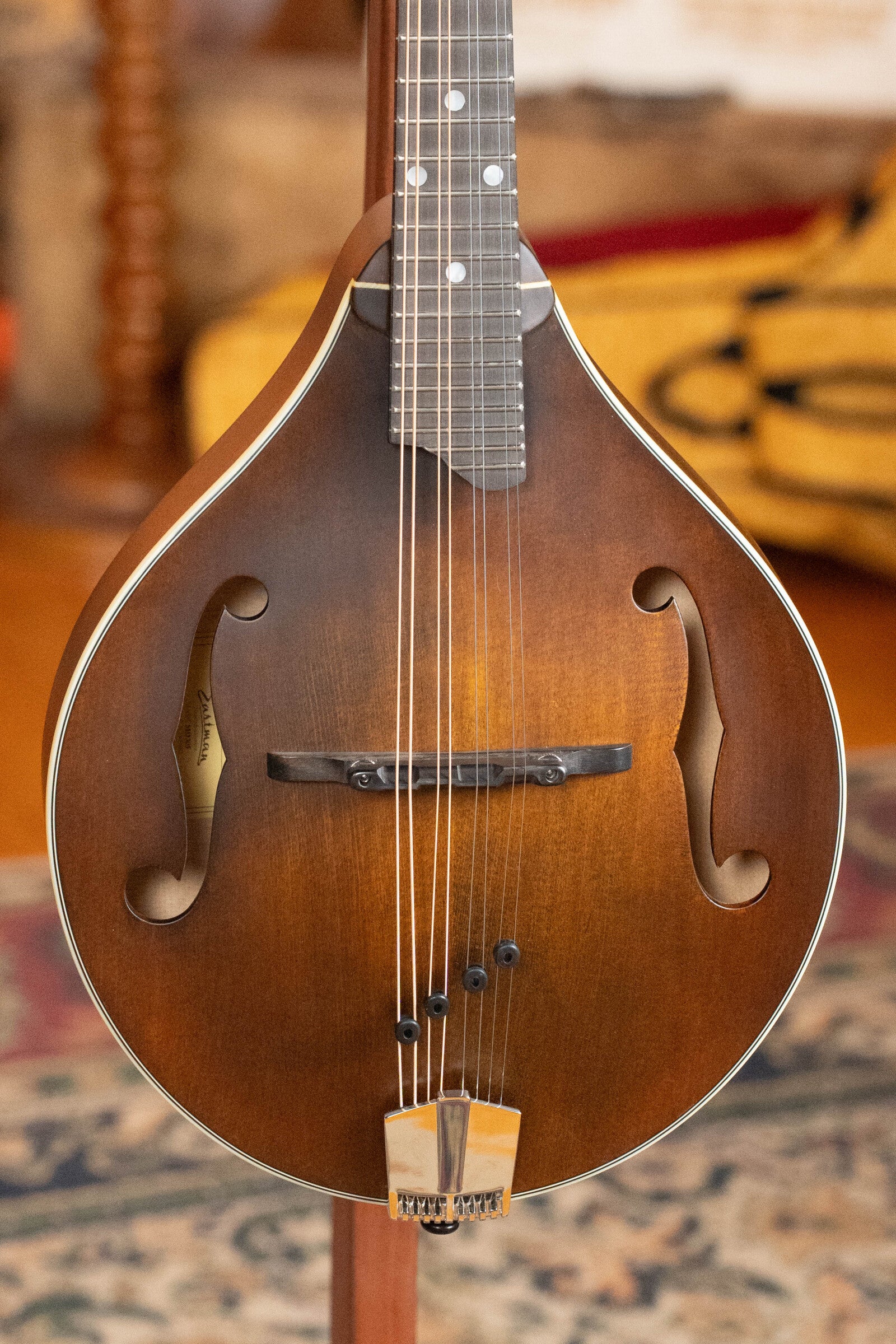 Eastman MD305 Spruce/Maple A-Style Hand-Carved Mandolin #0882 - Image 6