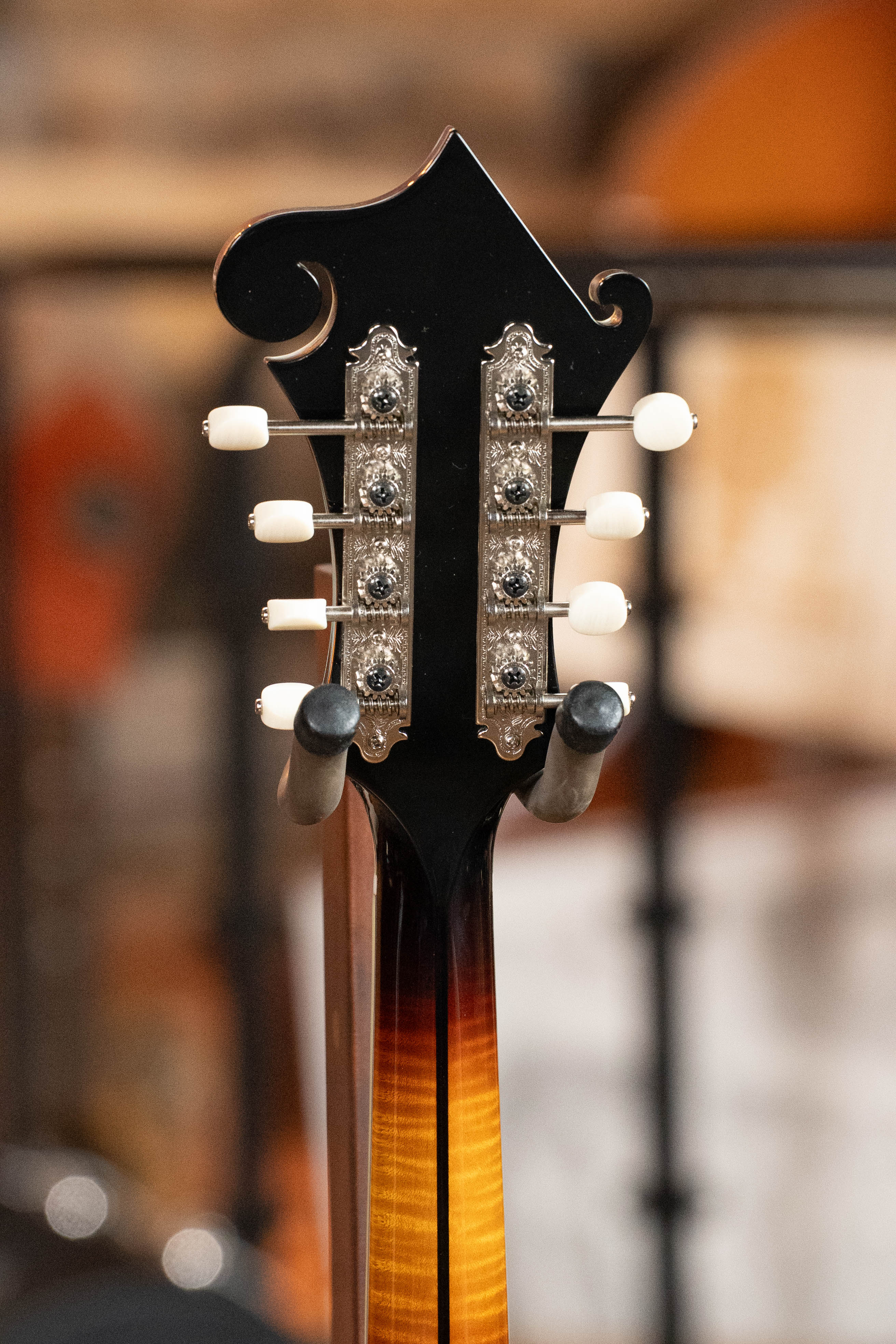 Eastman MD815-SB Adirondack/Flamed Maple Sunburst F-Style Mandolin #3355 - Image 11