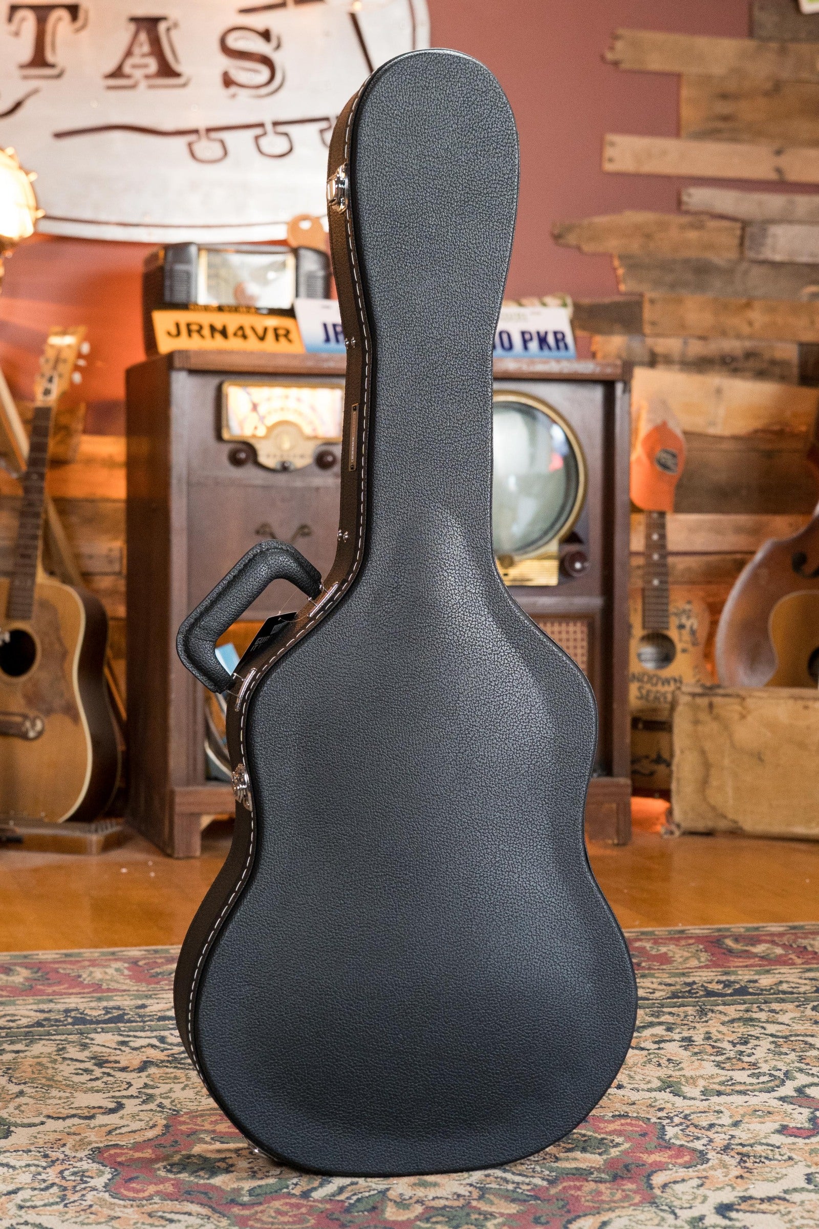 Gator Classical Guitar Deluxe Wood Case - Image 2