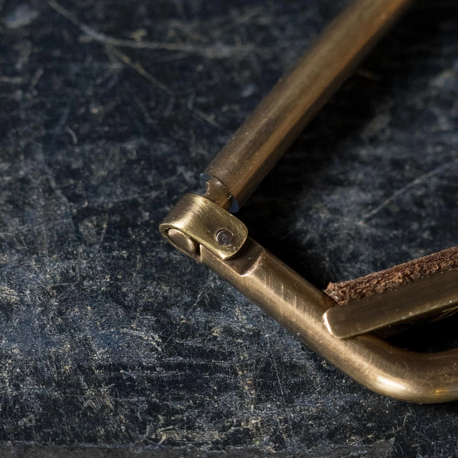 Kat Eyz "Antique" Brass 12" Radius Guitar Capo (1/4 TS) - Image 2