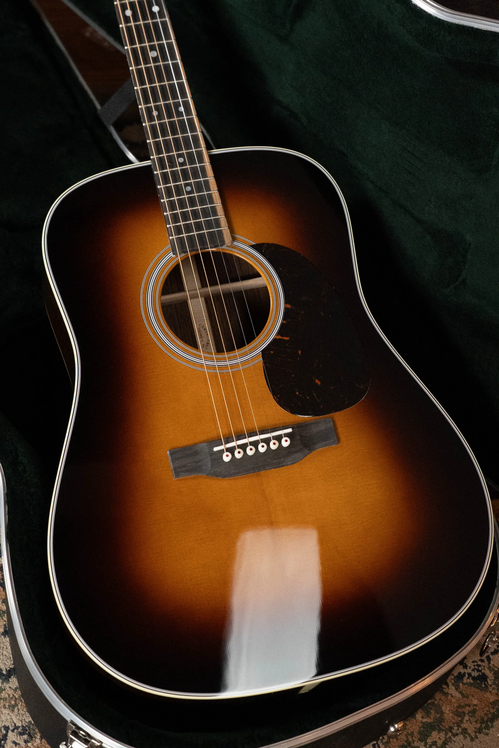 Martin D-28 Spruce/Indian Rosewood Sunburst Dreadnought Acoustic Guitar #0184 - Image 2
