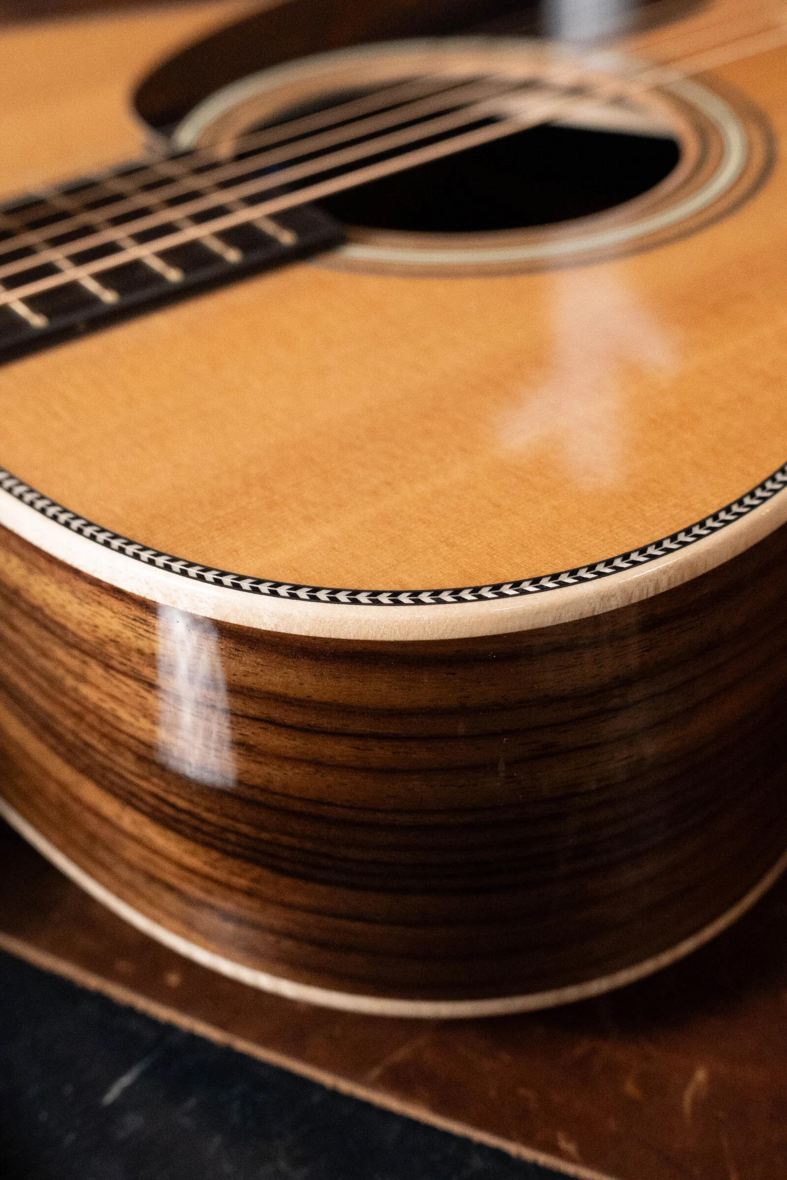Martin OOO-28E Modern Deluxe Spruce/Indian Rosewood OOO Guitar w/Electronics #9400 - Image 13