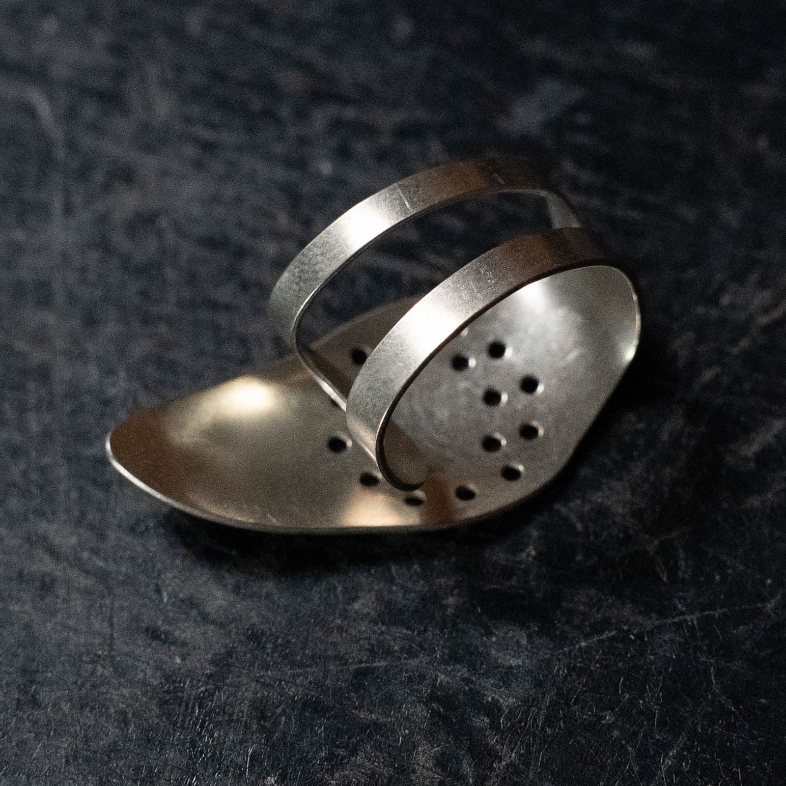 ProPik Metal Thumb Pick Medium - Image 2