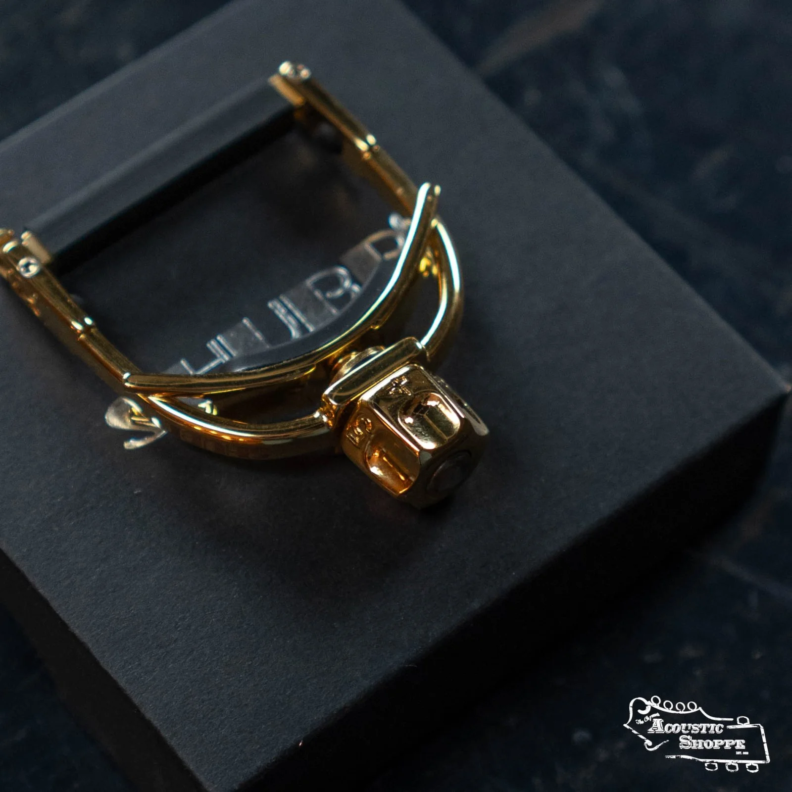 Shubb F5g FineTune Royale Banjo Capo Gold - Image 2