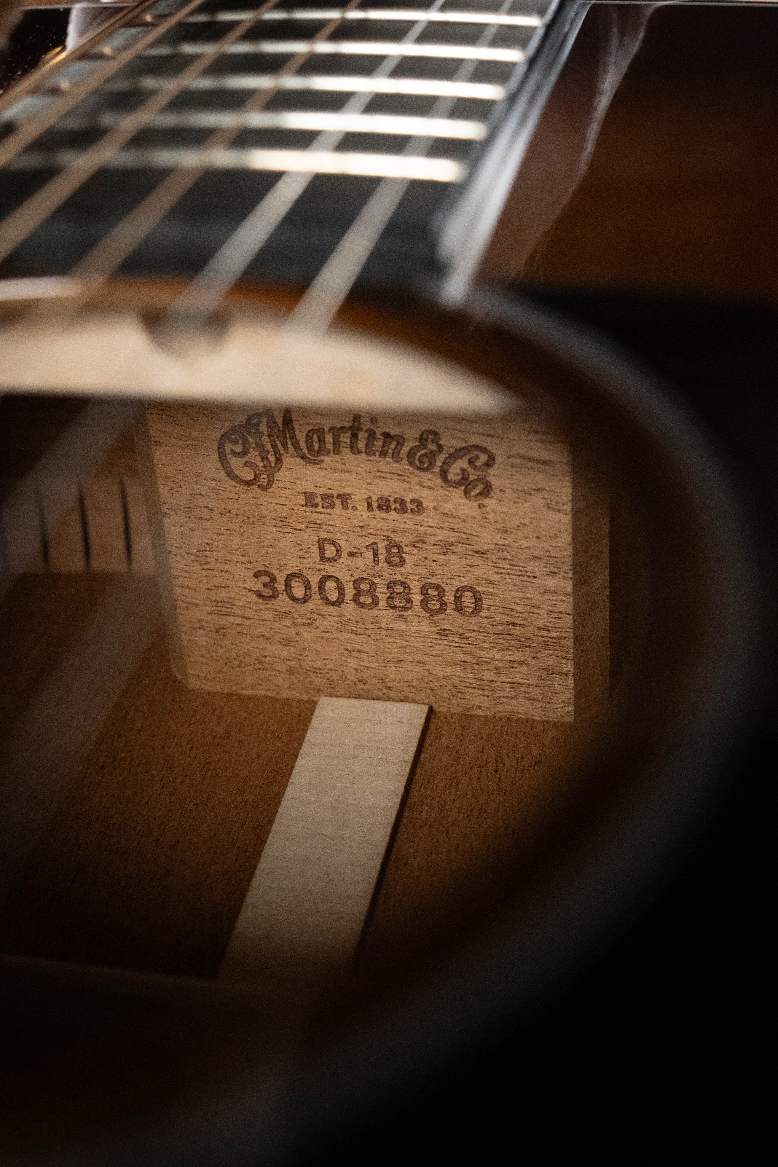 *New 2025 Model* Martin D-18 1933 Gloss Ambertone Spruce/Mahogany Dreadnought Acoustic Guitar # 8880 - Image 4