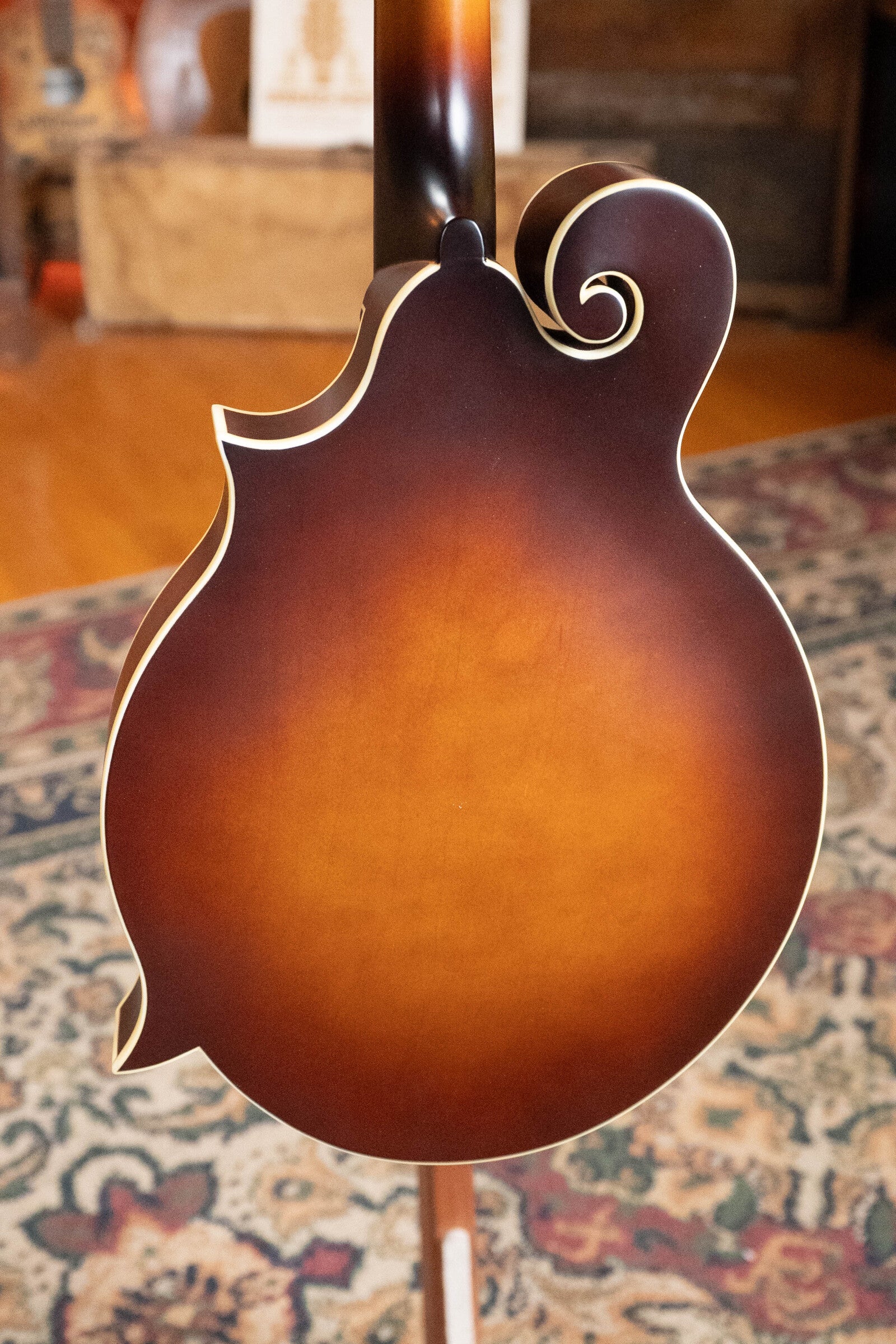 The Loar LM-310F-BRB Honey Creek F-Style Brownburst Mandolin #0181 - Image 8