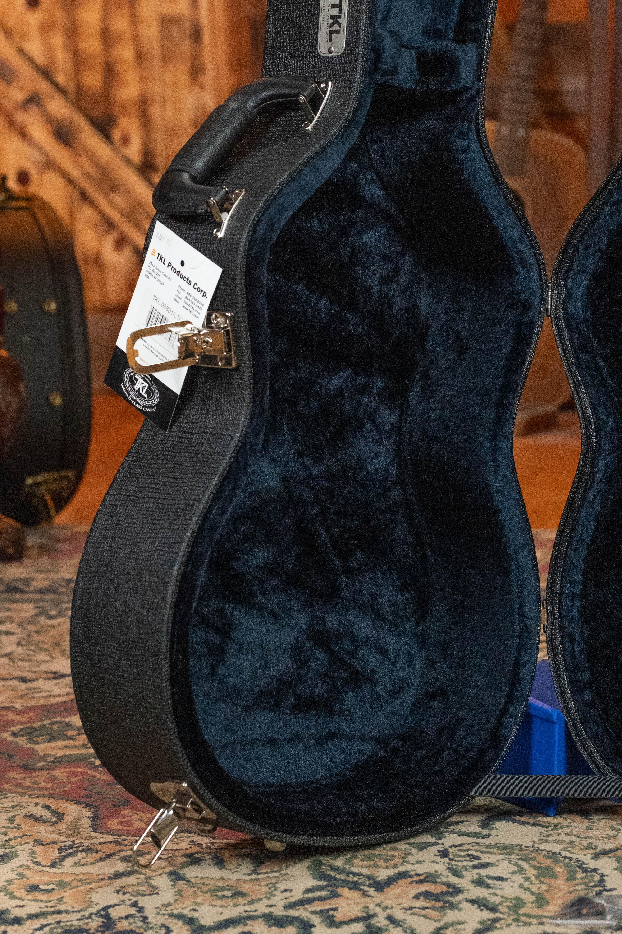 TKL 08801 Arch Top Square-Neck Dobro Limited Edition Hardshell Guitar Case - Image 6