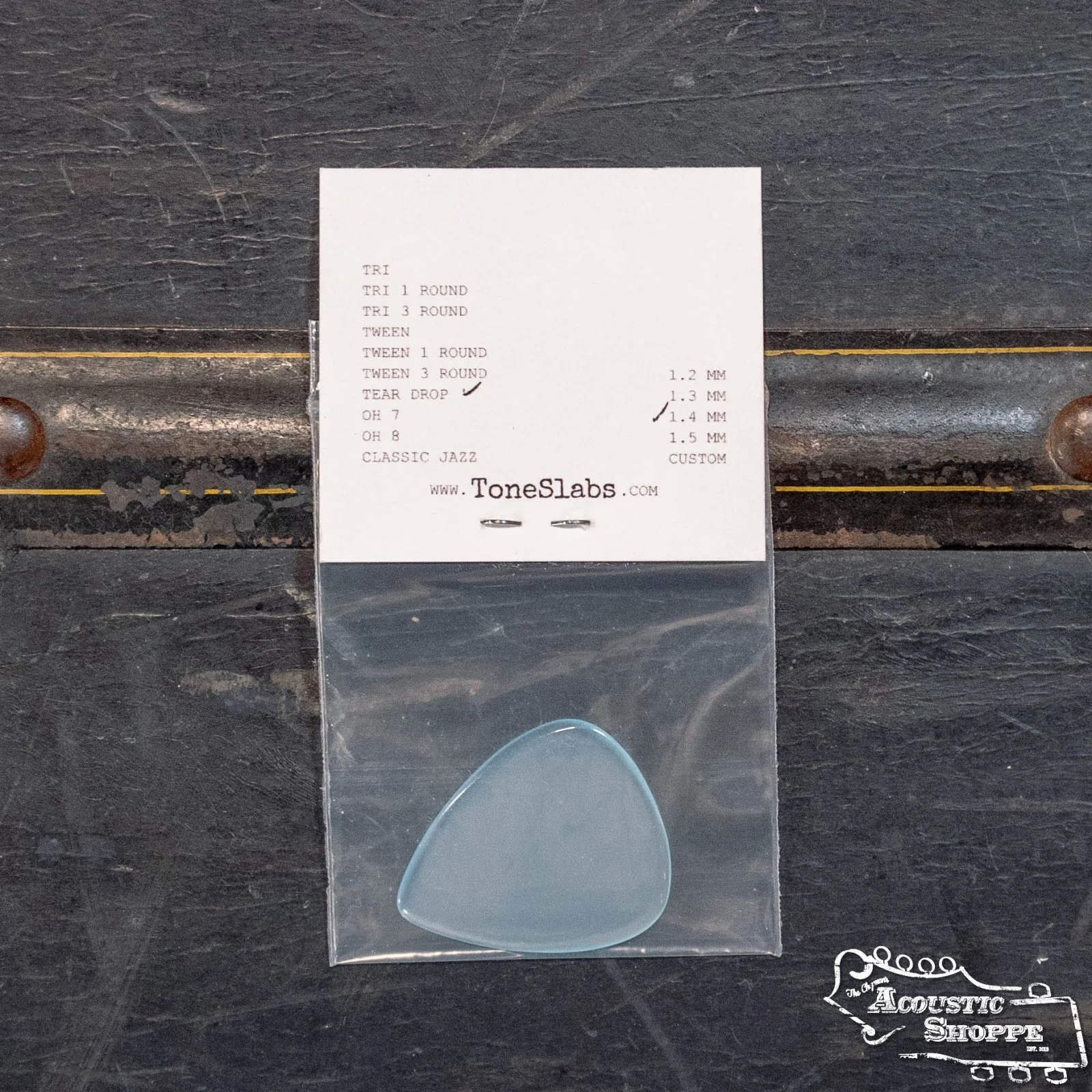 ToneSlabs TAS Exclusive Color Tear Drop Guitar Pick - 1.4 mm - Image 2