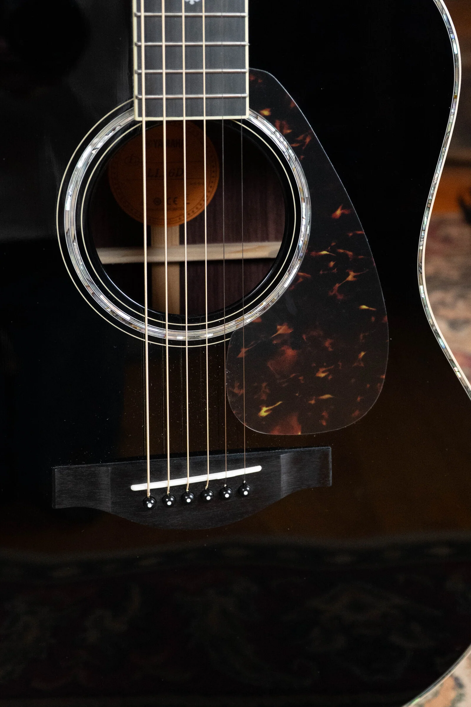 Yamaha LL16DRB ARE LL Series Engelmann/Rosewood Black Dreadnought Acoustic Guitar w/ SRT Zero Impact Pickup #0581 - Image 7